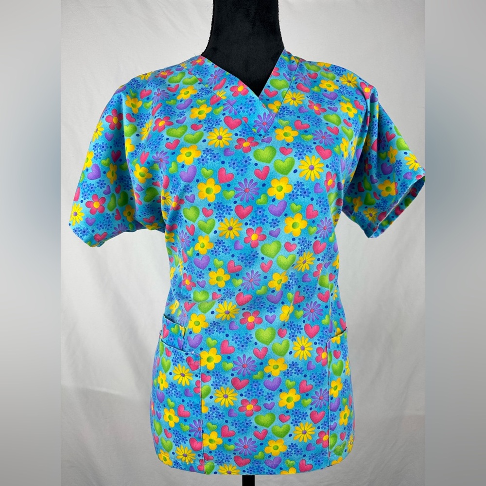 Scrub H.Q. Floral Print Scrub Top